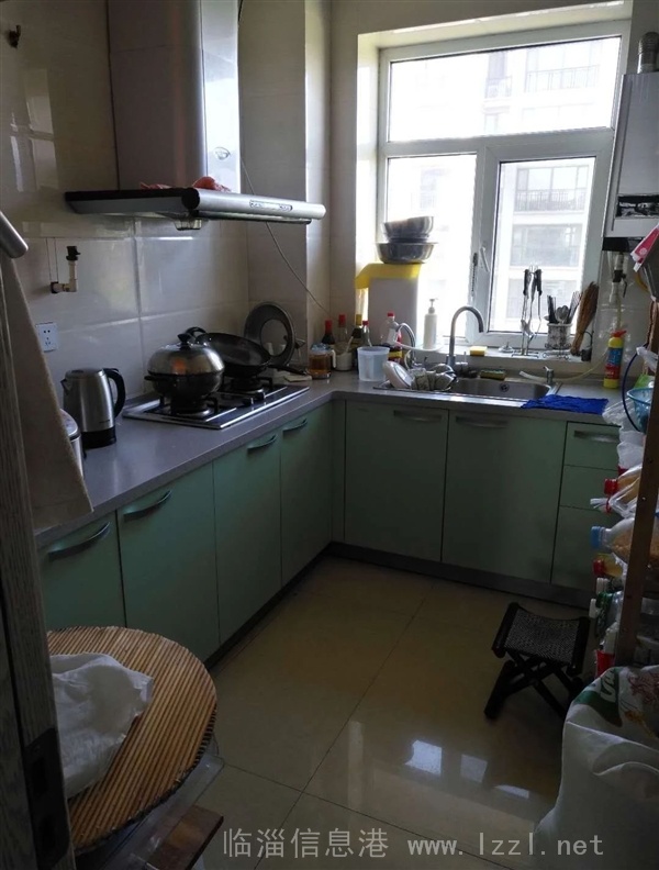 鳳凰城7樓三室兩廳精裝電梯房帶室內閣樓低價出售