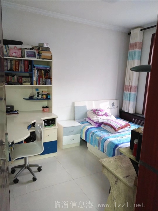 實(shí)圖拍攝,齊都花園三室兩廳精裝修出售