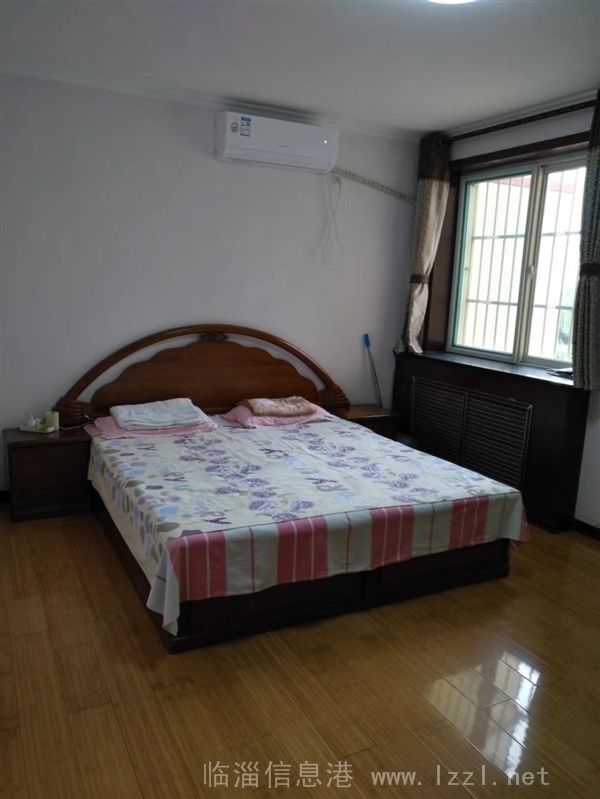 實(shí)圖拍攝,齊都花園三室兩廳精裝修出售