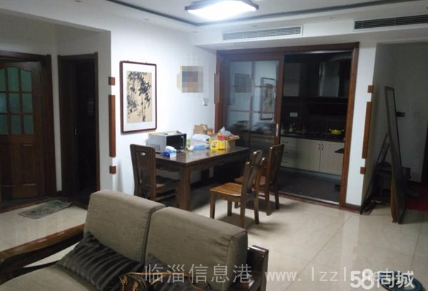 實驗小學門口的三室兩廳精裝電梯房證全可貸款