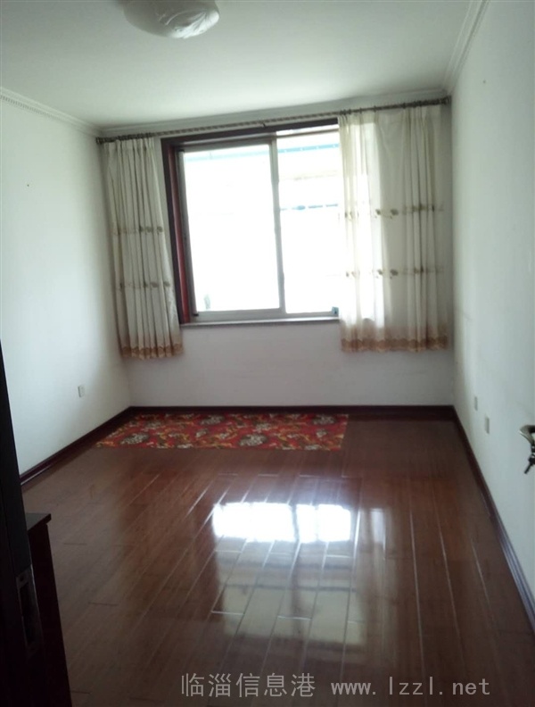 齊興精裝5樓南北通透動靜分離133平帶儲房主包稅僅售128萬