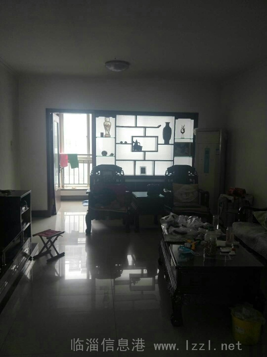 誠心出售 三星4樓 南北通透 錯層的格局