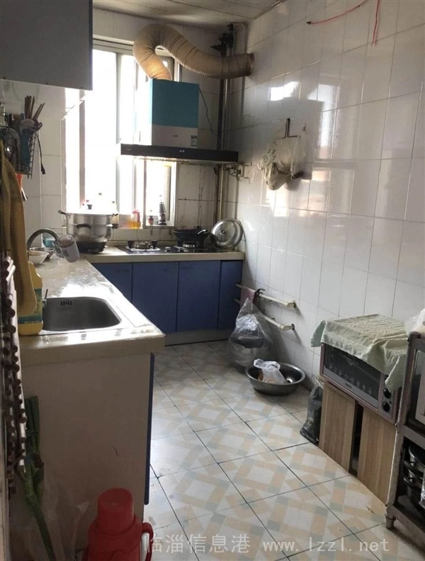 首付僅需38萬,西高110平三室兩廳雙學(xué)區(qū)房帶回家