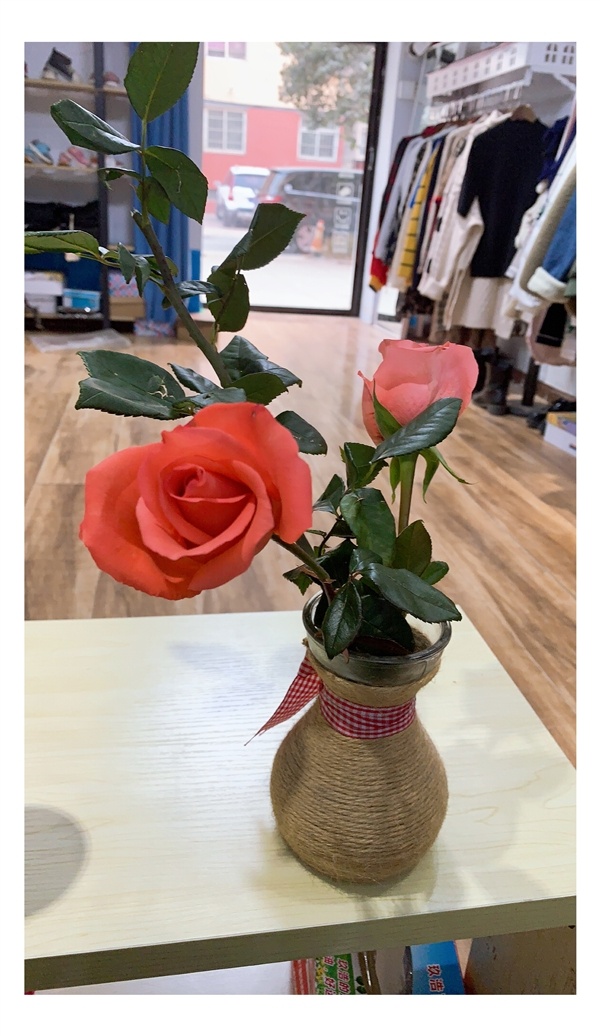 茂業(yè)南服裝店轉(zhuǎn)讓