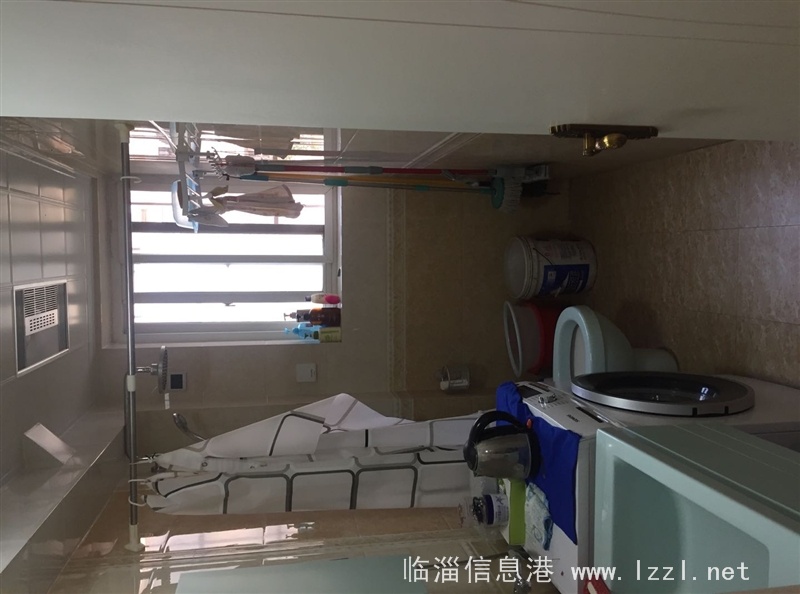 出售光明小區北區90平米住房一套