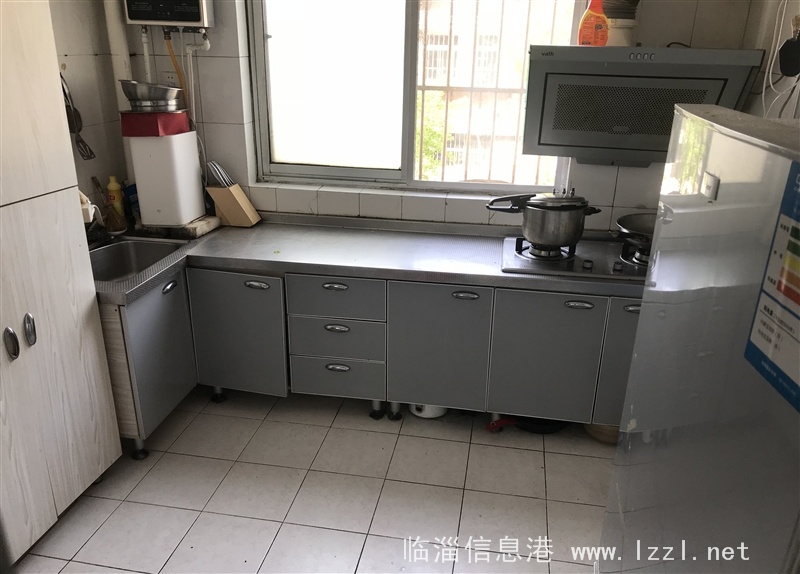 齊城小區(qū)多層2樓出售