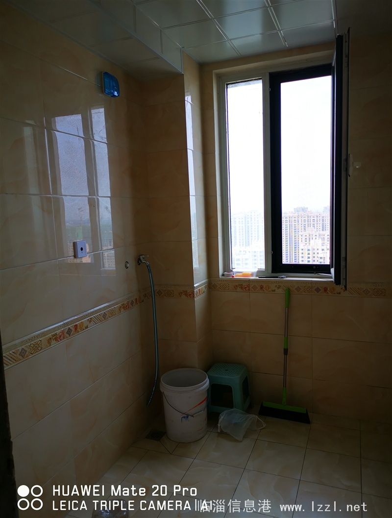 出售泰東城太公世家115平住房一套