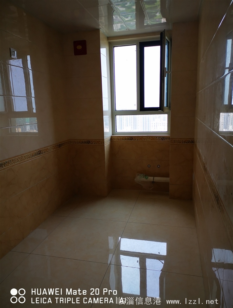 出售泰東城太公世家115平住房一套