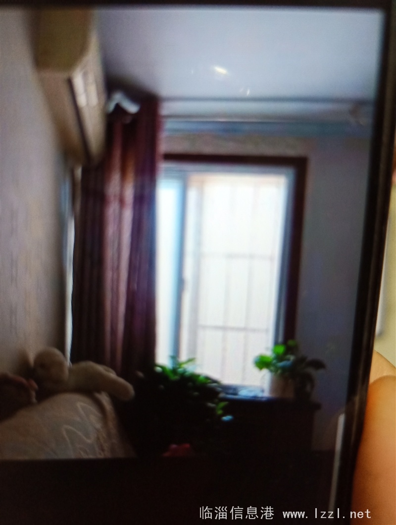 師苑小區五樓出售