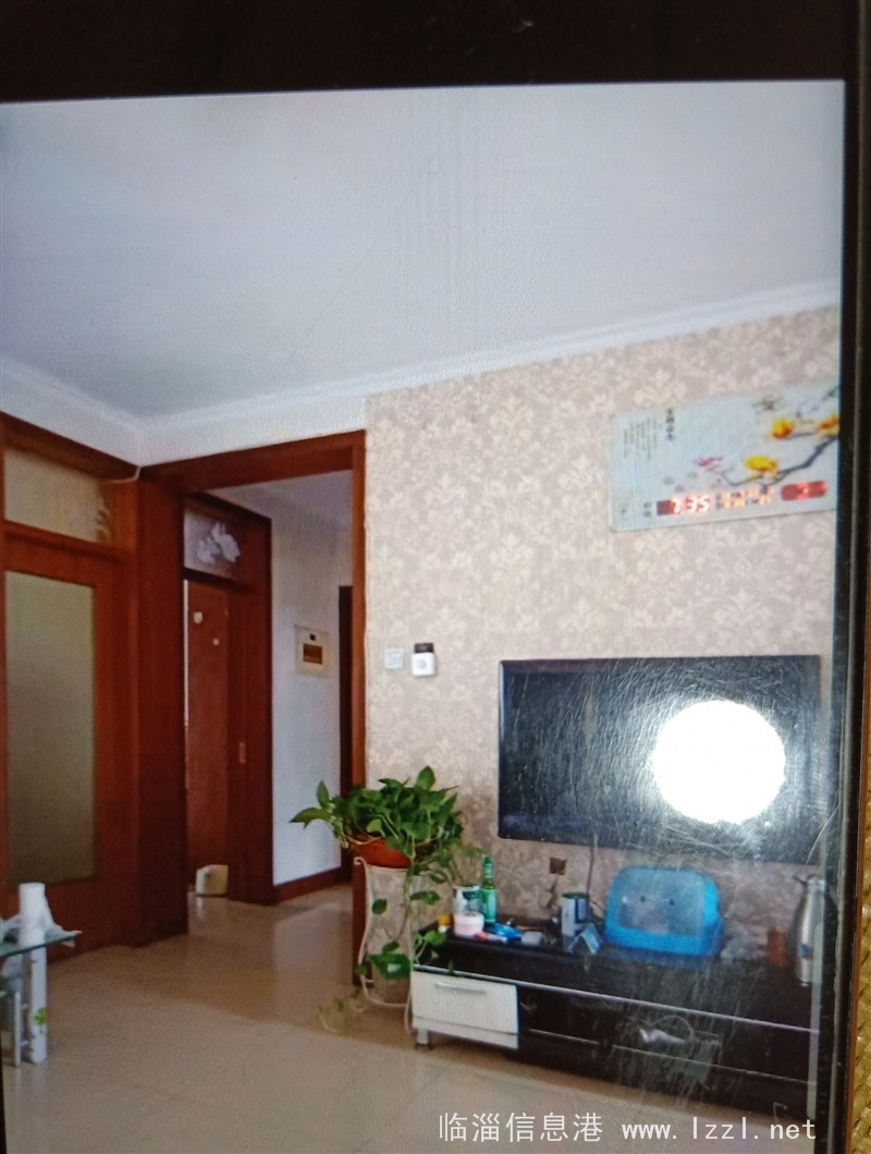 師苑小區五樓出售