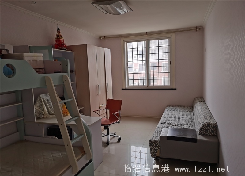 低價出售 齊興花園5樓 140平精裝修