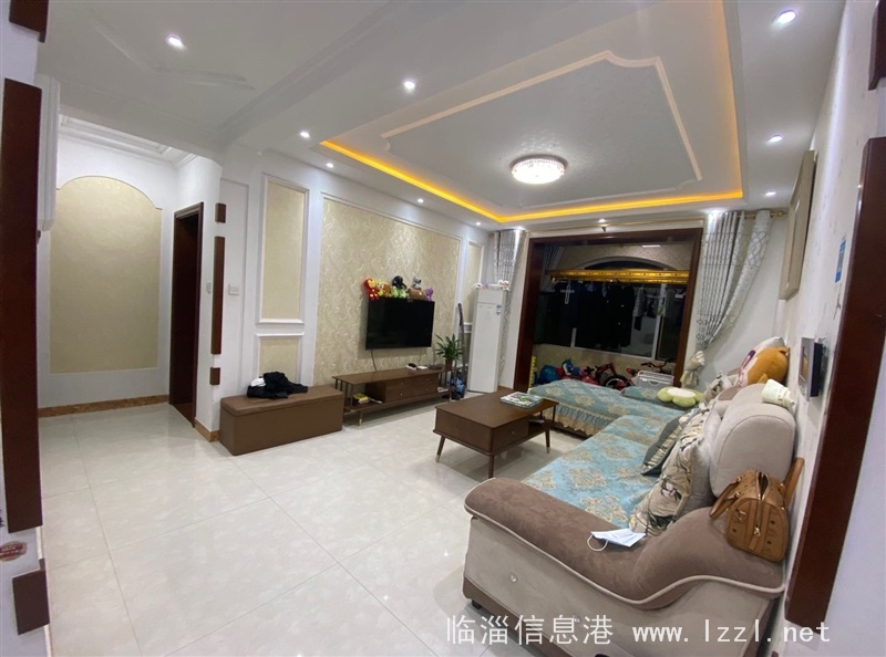 金鼎綠城三期精裝新房一套出售