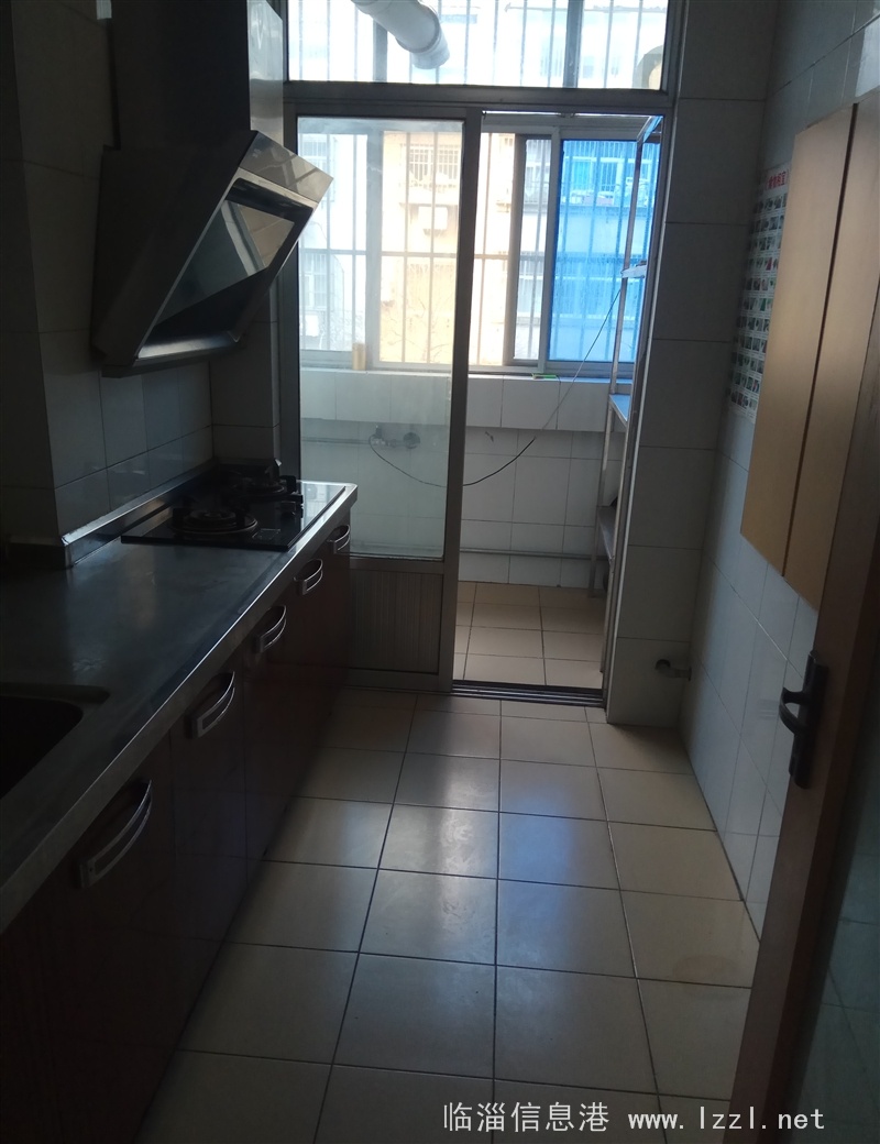 六中學(xué)區(qū)房出售