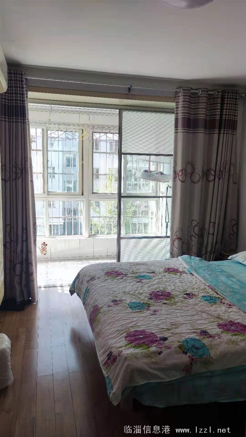 華盛園四樓吉房出售!