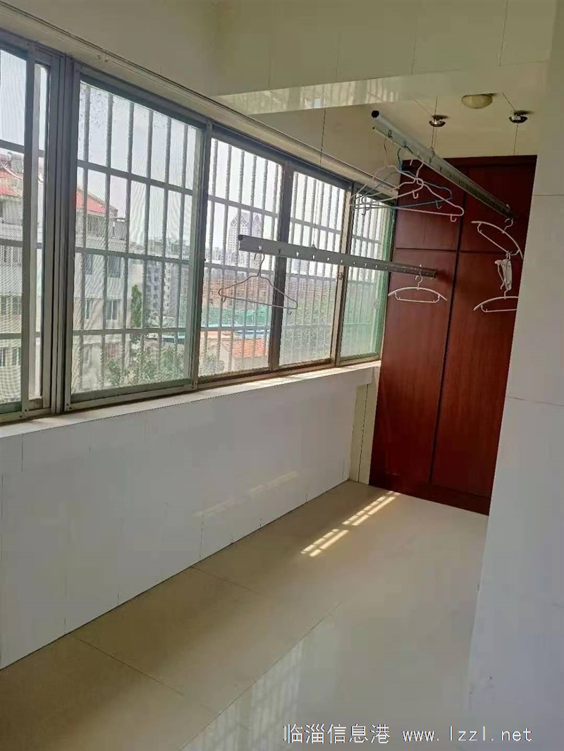 臨淄陽光康城180㎡多層樓房南北通透現對外出售