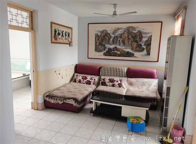 王莊煤礦生活區三室住房出售