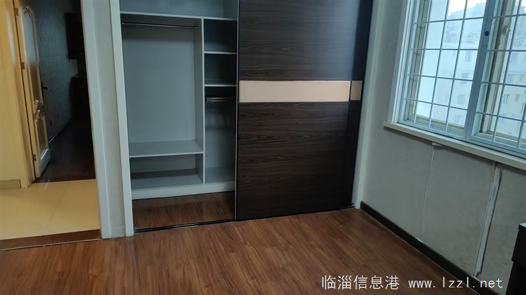 出租:瑞泉陽(yáng)光電梯洋房135平!帶車位!